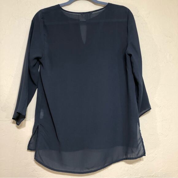 Banana Republic Womens Top Small 3/4 sleeves sheer Blouse - Picture 2 of 3